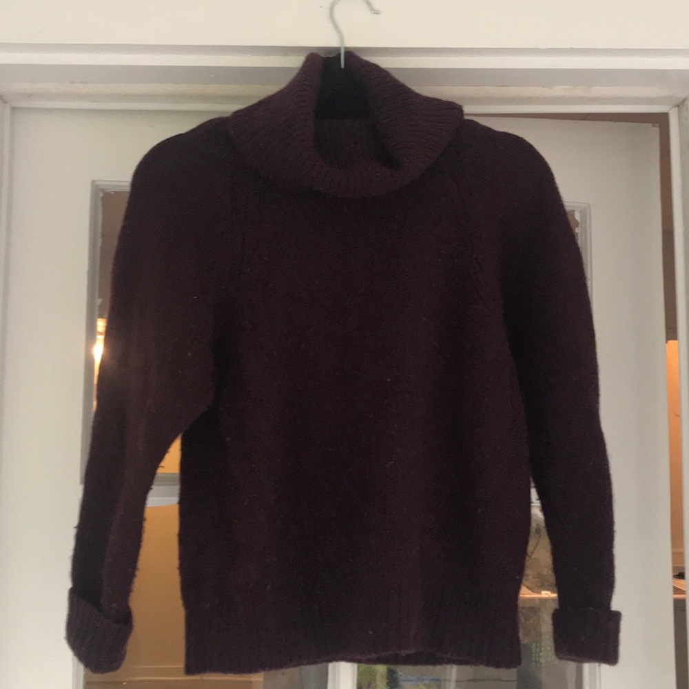 LIKE NEW cashmere Ralph Lauren turtle neck